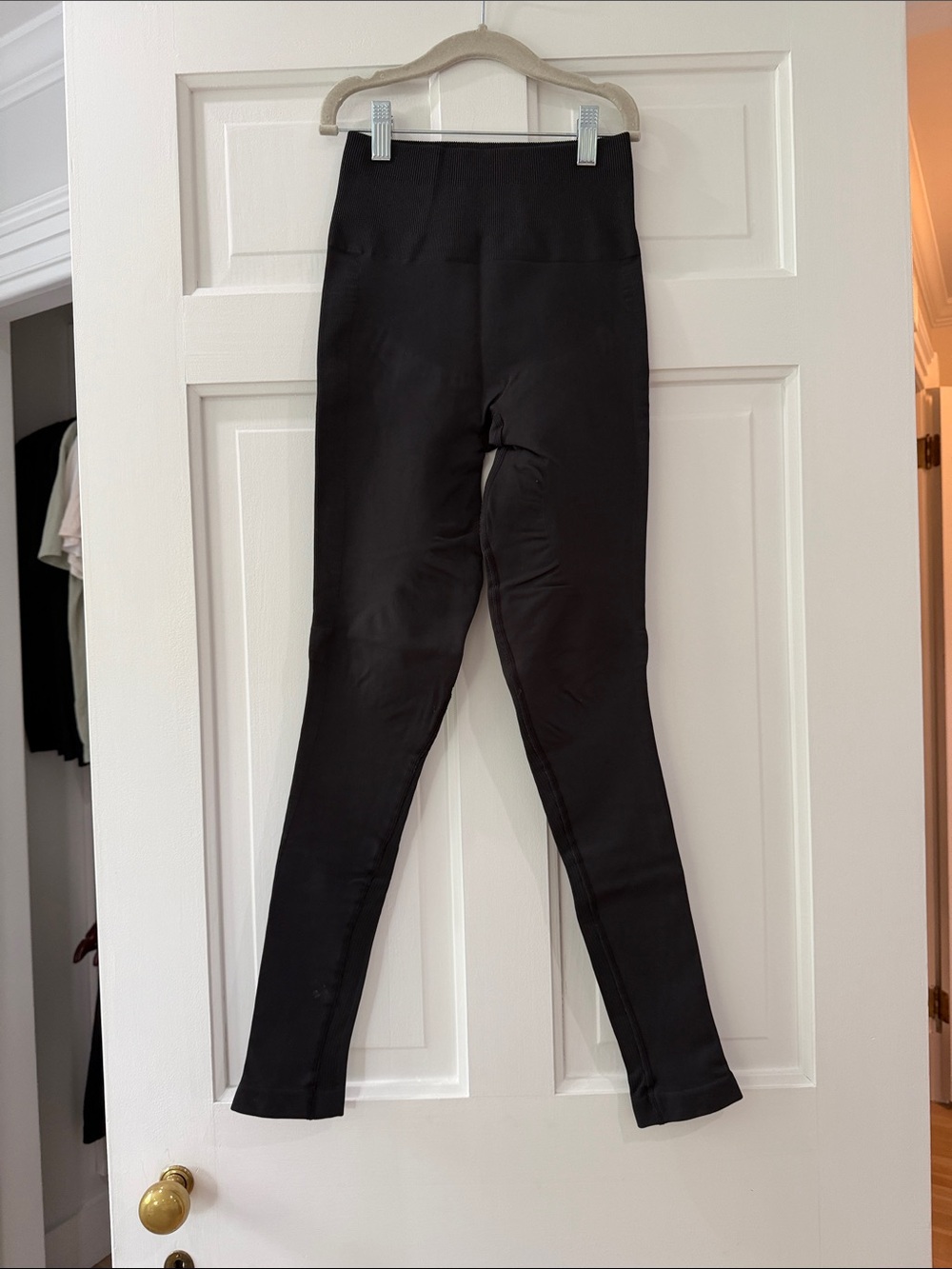 Lulu lemon body shaping High-Waist Black Leggings size 2
